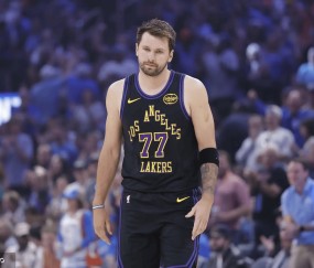 东契奇将在周五和湖人会合 里夫斯最早5月第1周复出